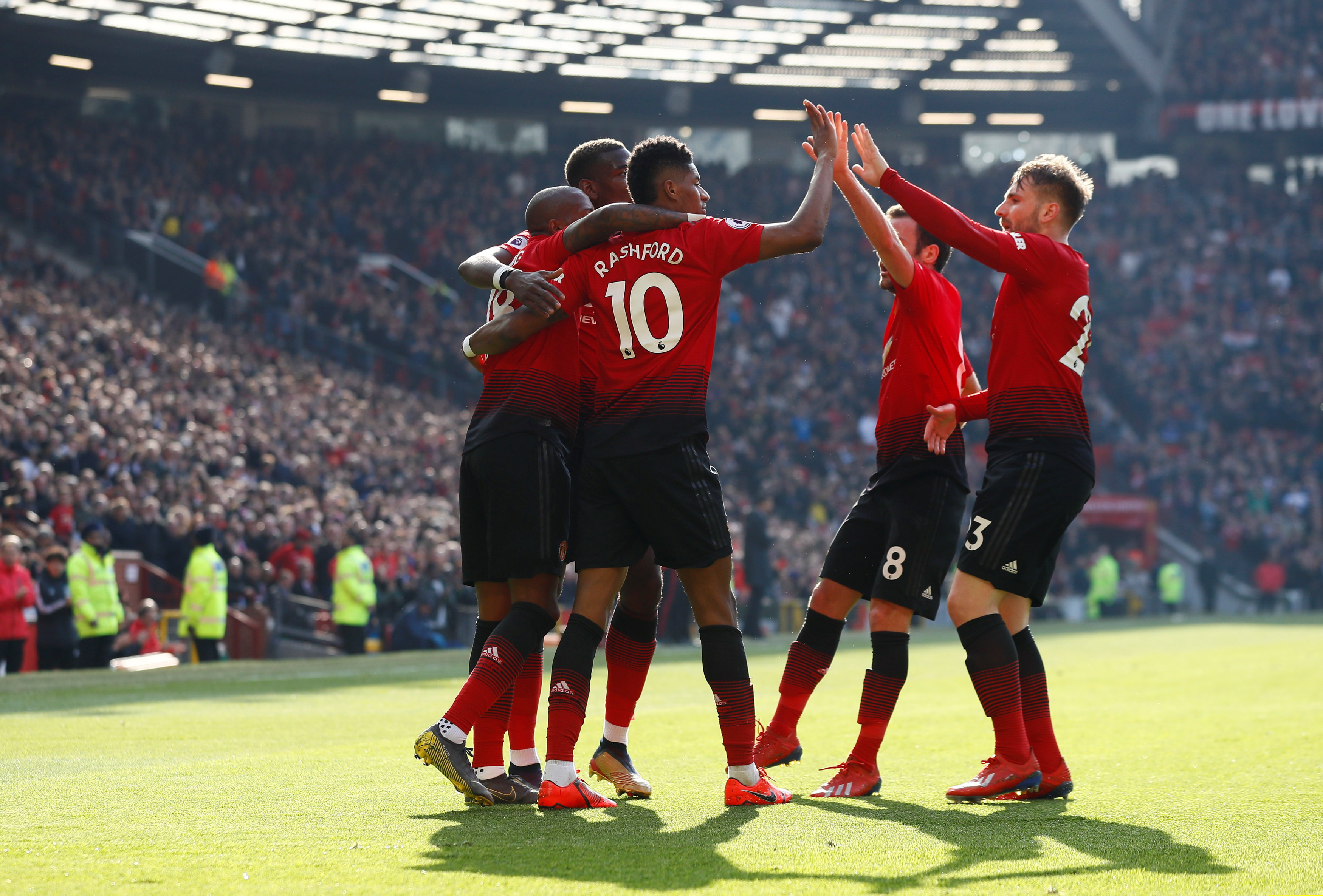 保留伊萨克 保留伊萨克